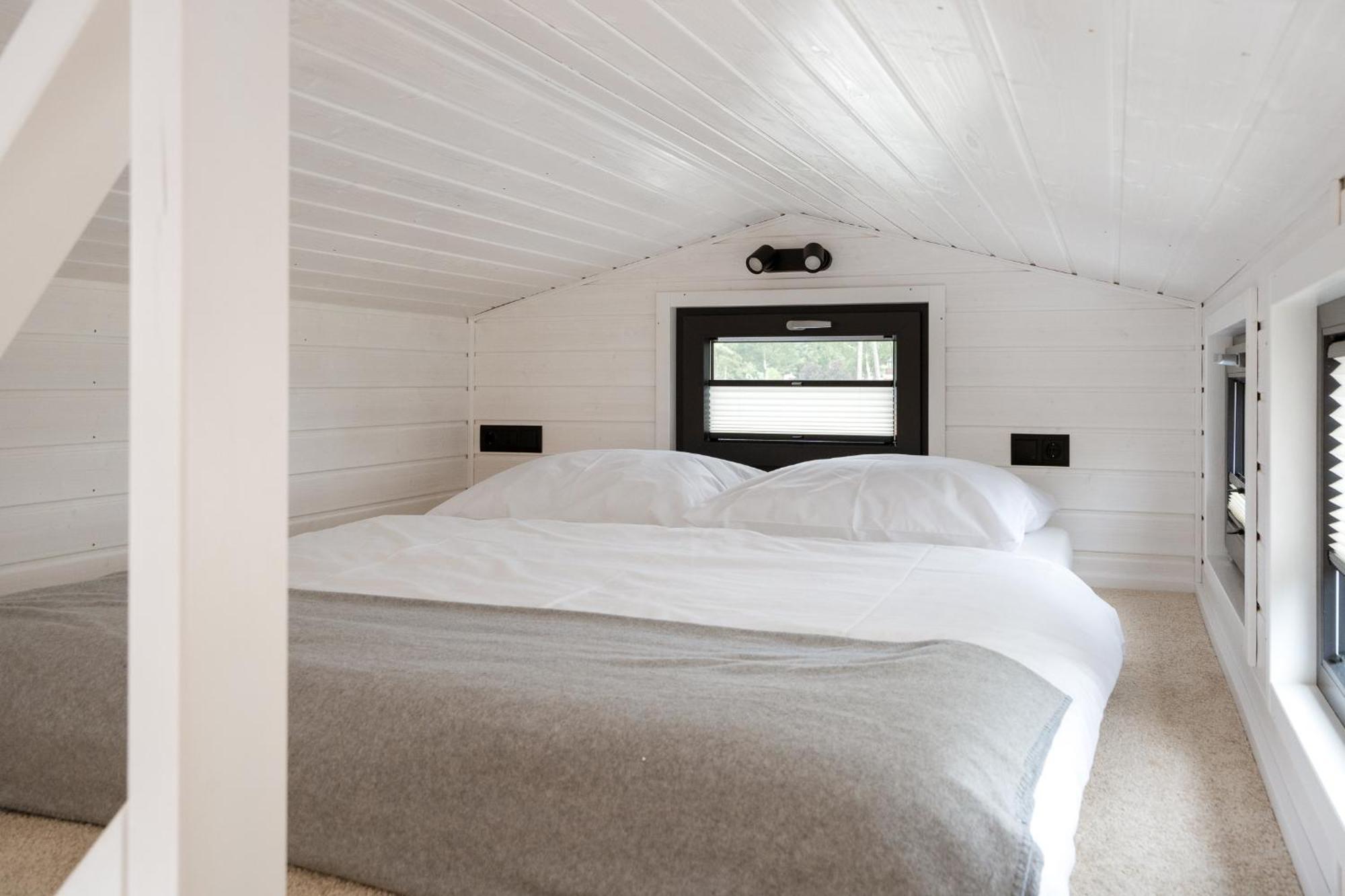 Staymoovers - Tinyhouse Zator Ngoại thất bức ảnh