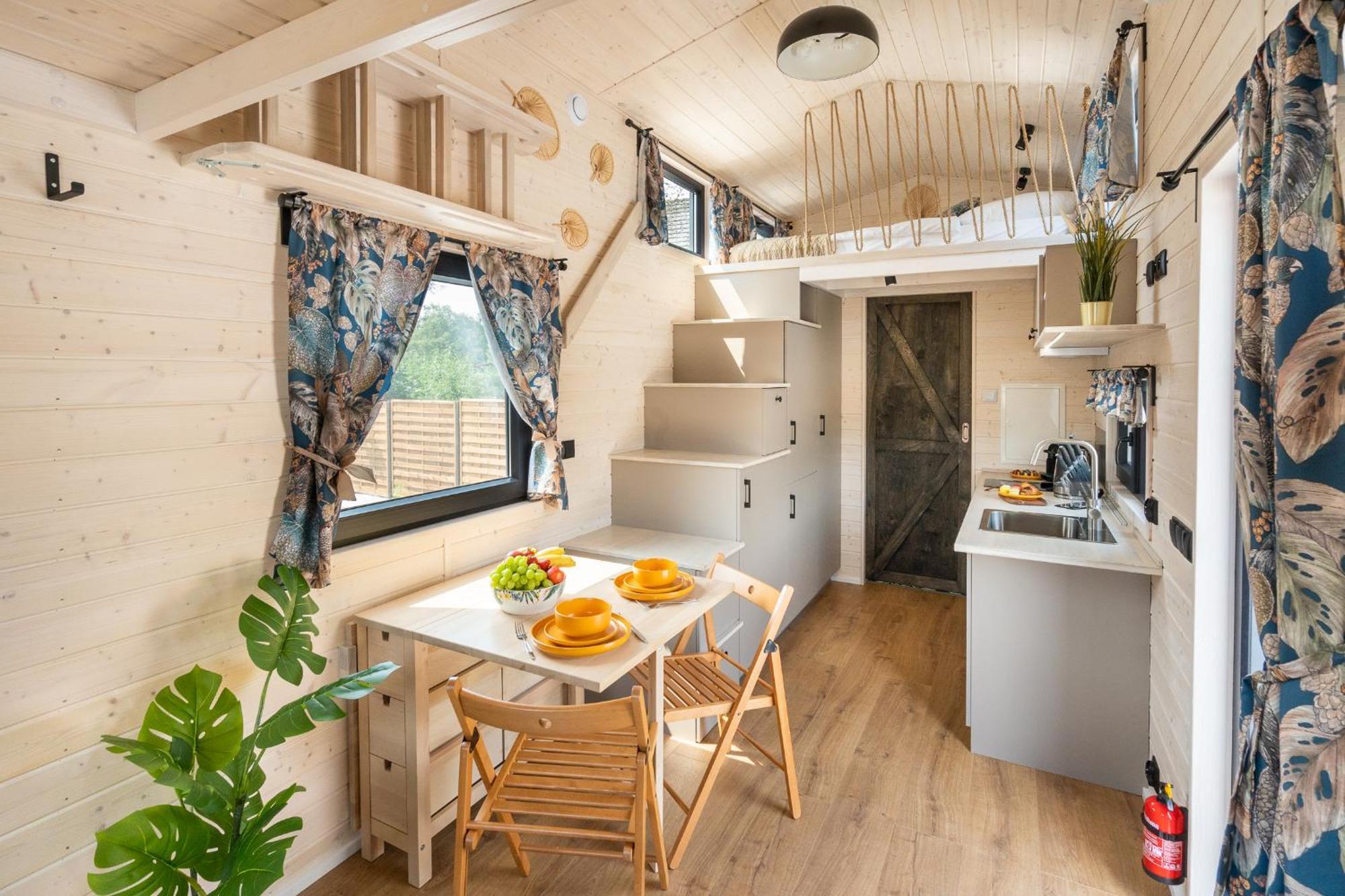Staymoovers - Tinyhouse Zator Ngoại thất bức ảnh