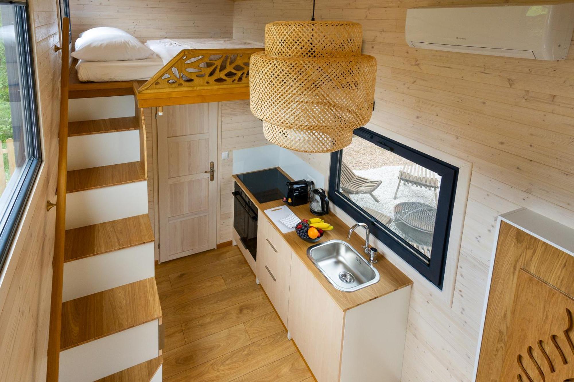 Staymoovers - Tinyhouse Zator Ngoại thất bức ảnh